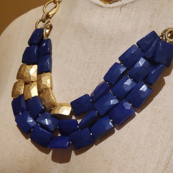 Multi strand statement necklace - Picture 1 of 4